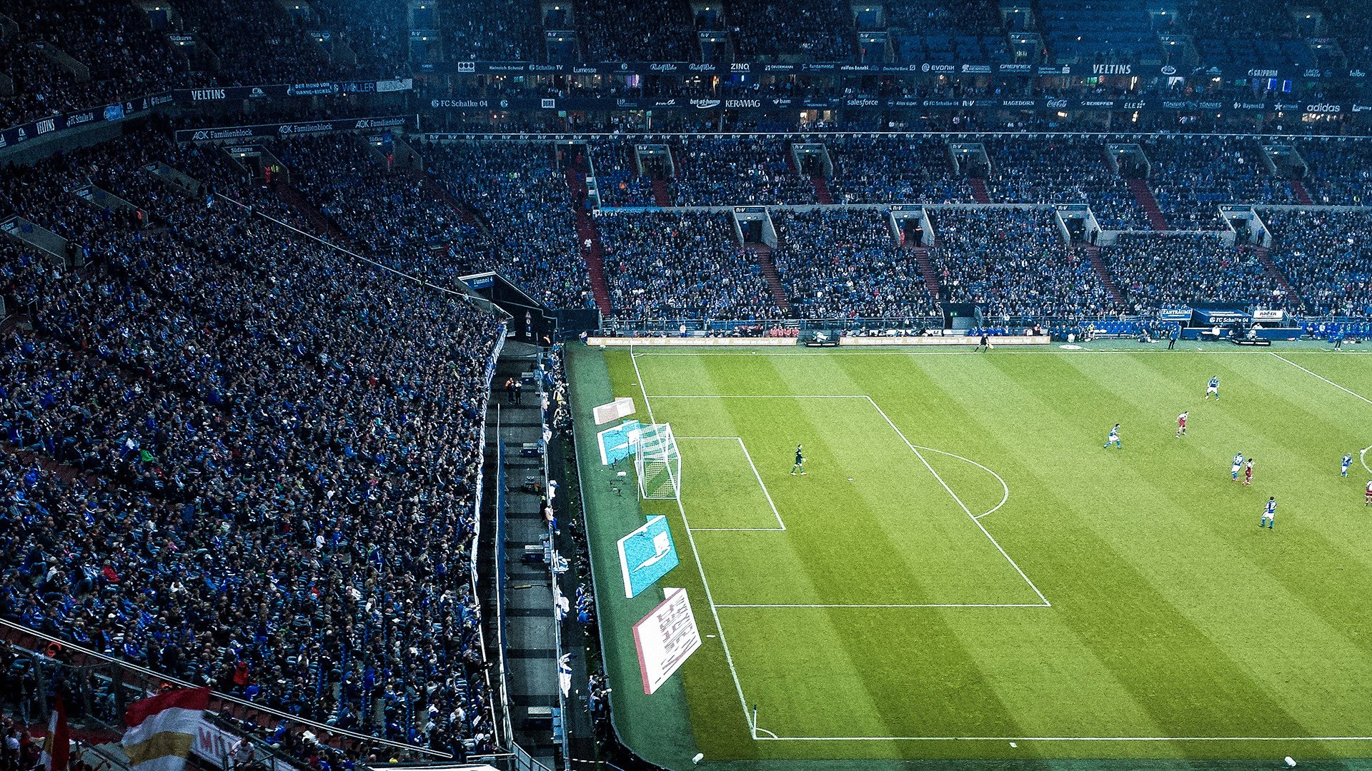 开云·体育官网APP下载-球场风采：运动员的场上风格与个人特色，描写球场上运动员风采